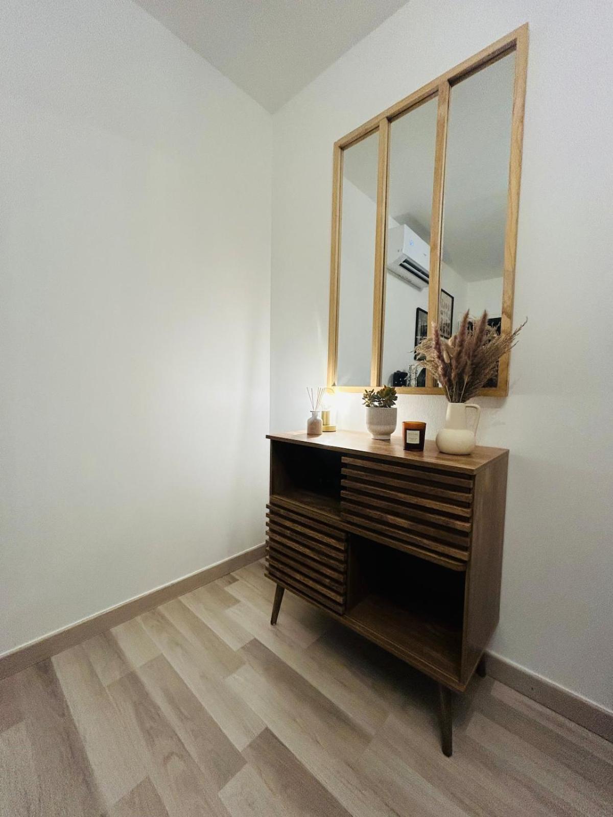 Appartement Charmant Proche Gare Тур Экстерьер фото